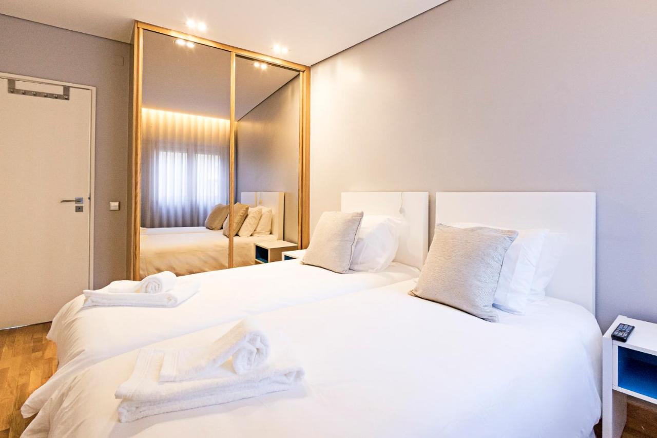 Seaside View 2Br In Povoa By Lovelystay 포보아데바짐 외부 사진